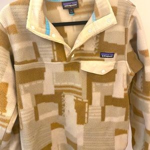 Patagonia pullover